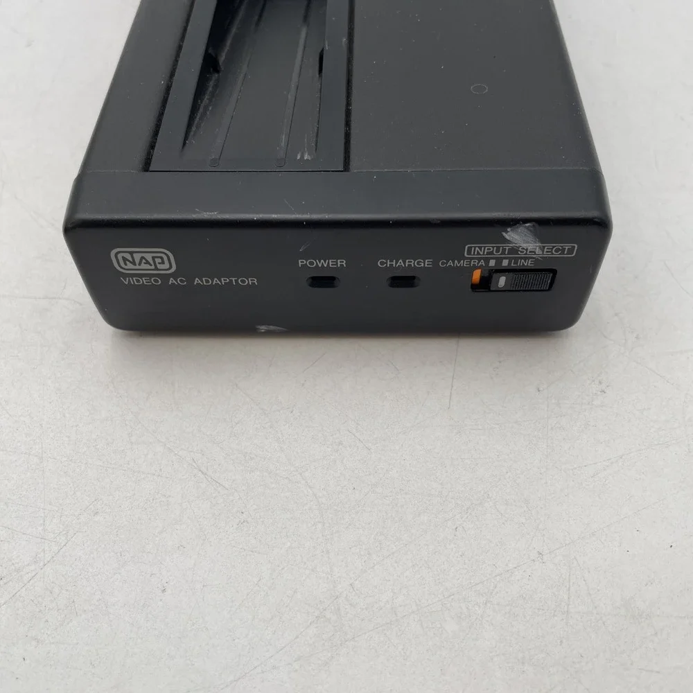 Nap Consumer Electronics Crop. Battery Pack+ 10V 1100mAh V80085BKO1 Plus Charger